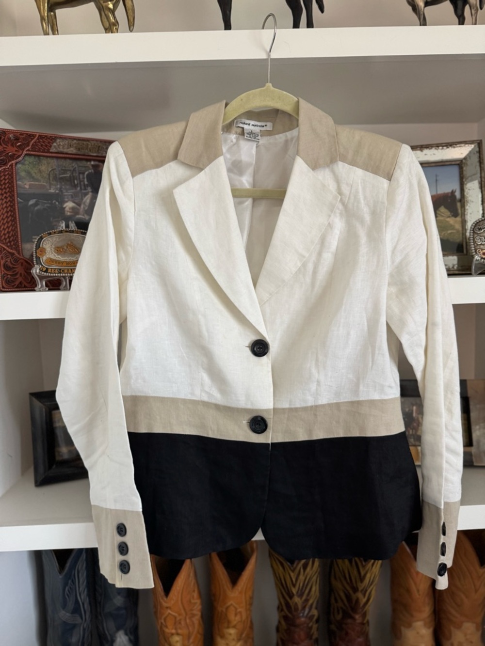 Richard Malcom Colorblock Linen Blazer in Cream, Tan & Black - Picture 6 of 8